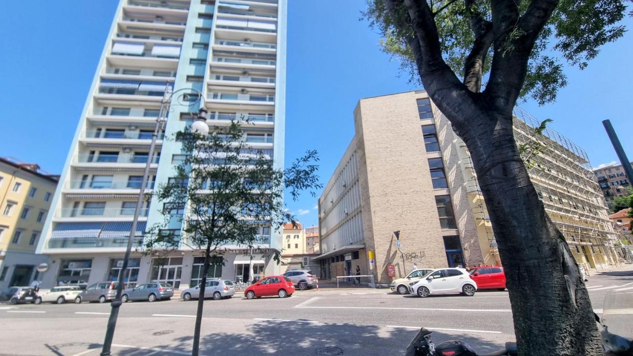 Campo Marzio 6 Apartment Trieste Bagian luar foto