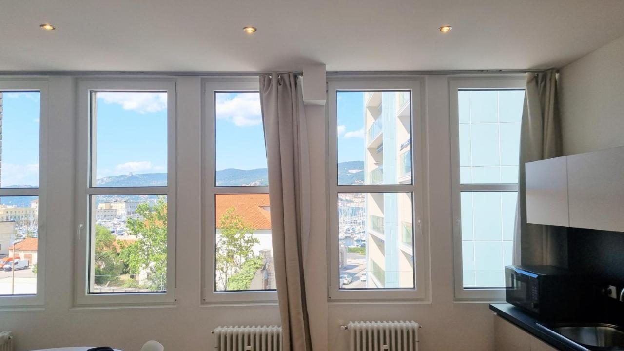 Campo Marzio 6 Apartment Trieste Bagian luar foto